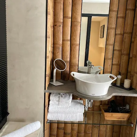 Hotel Hospederia 16 (adults Only) *