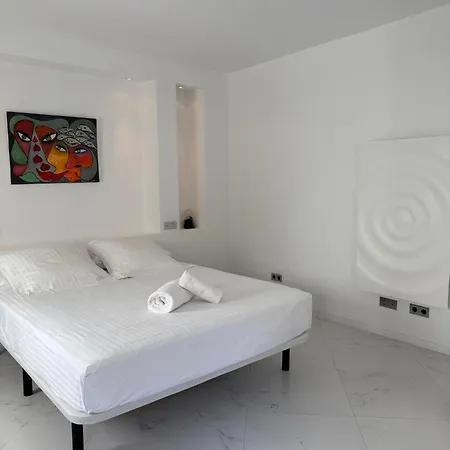 Hotel Hospederia 16 (adults Only)