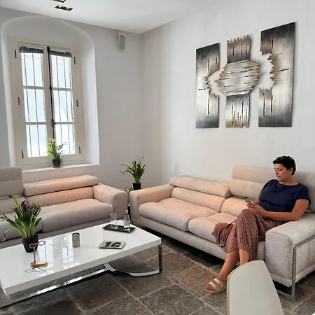 Hotel Hospederia 16 (adults Only)